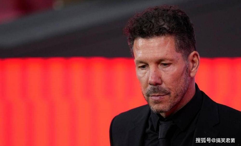 西甲1亿锋霸踢疯了：80分钟扳平88分钟绝杀，逆转轰3球